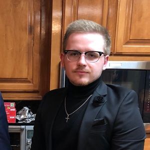 Meet your Posher, Christopher